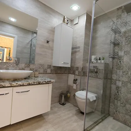 Saharov Fa - Spacious With A Parking Spot Varna