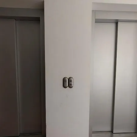 Apartment Saharov Fa - Spacious With A Parking Spot